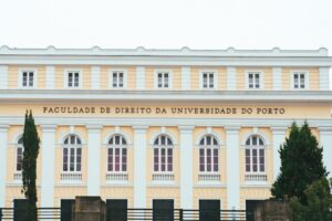 Como utilizar o FGTS para investir em educação e garantir um futuro melhor