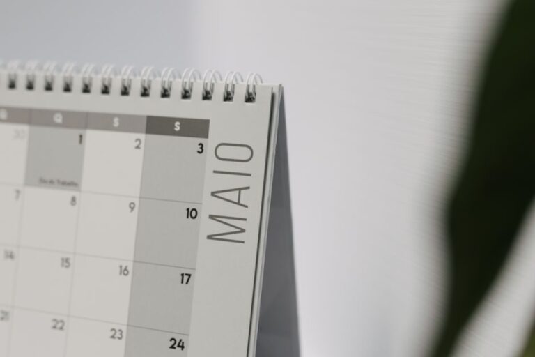 Estratégias eficazes para quitar suas dívidas mais rapidamente