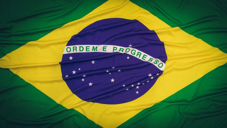 BOVA11 vs IVVB11: qual escolher para diversificar entre Brasil e EUA em 2026 (taxas, câmbio, tributação e riscos)